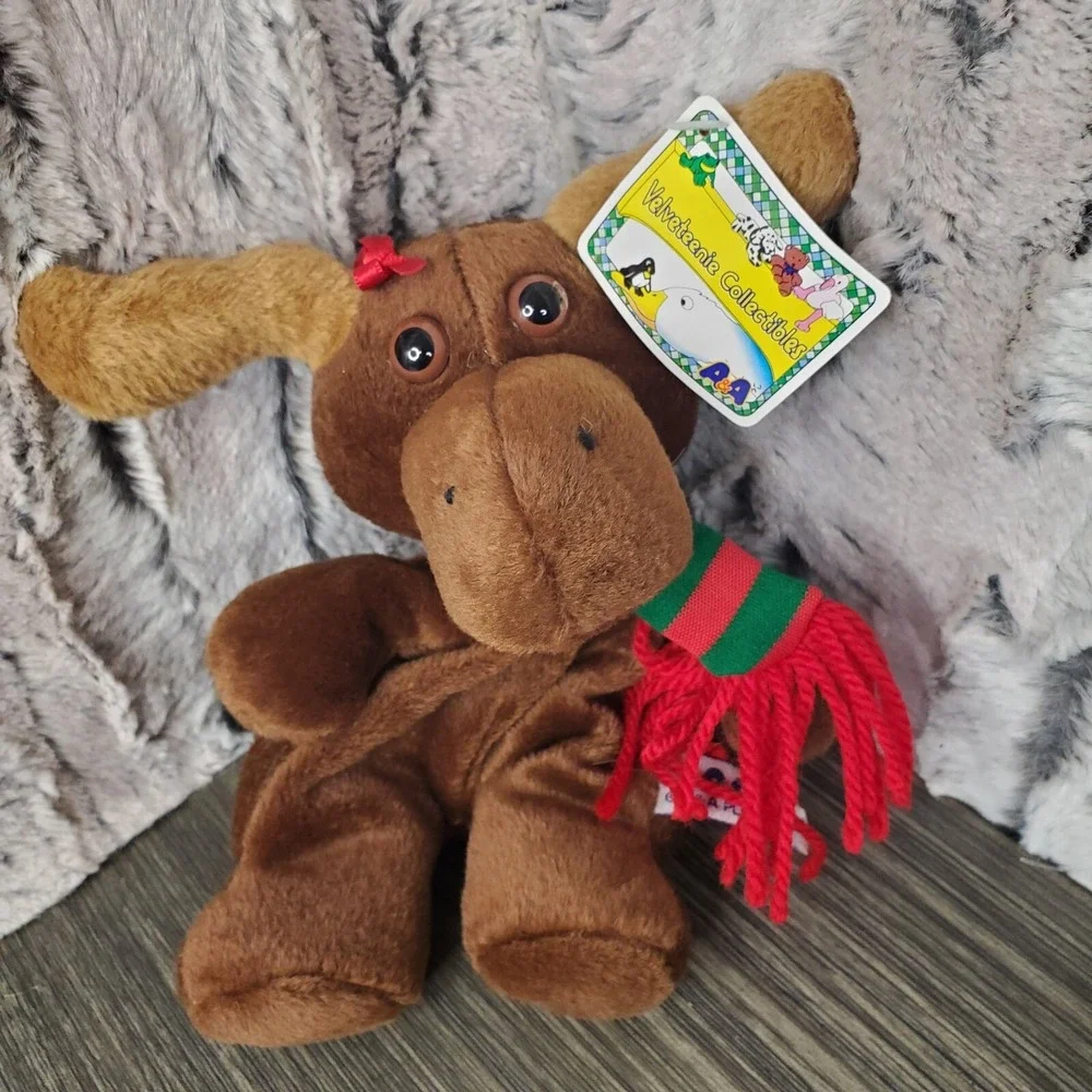 A&a Global Velventeenie Beanie Moose And Christmas Houbd Dog Holiday Plush Lot